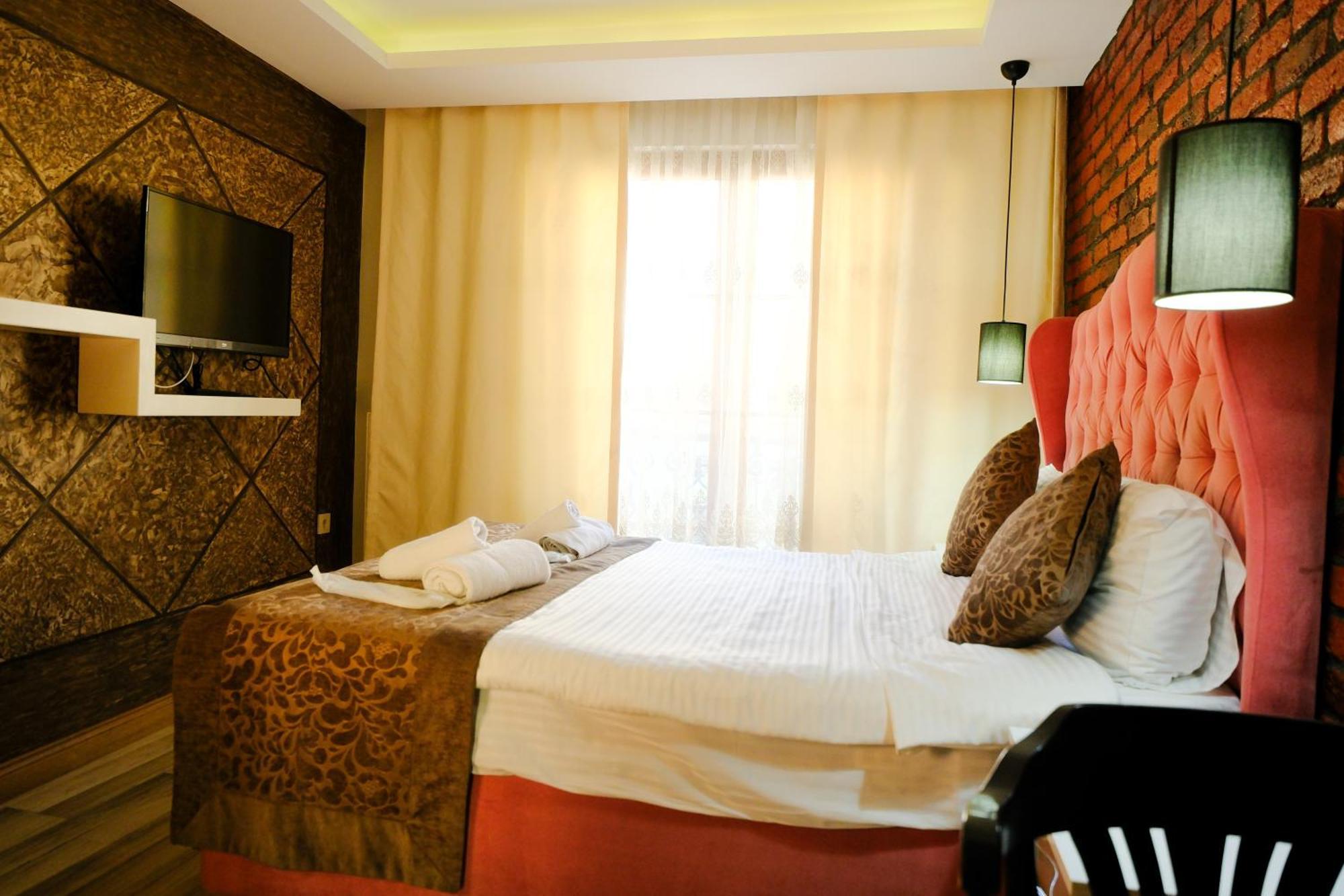 Taksim Celebi Suites Istanbul Exteriör bild